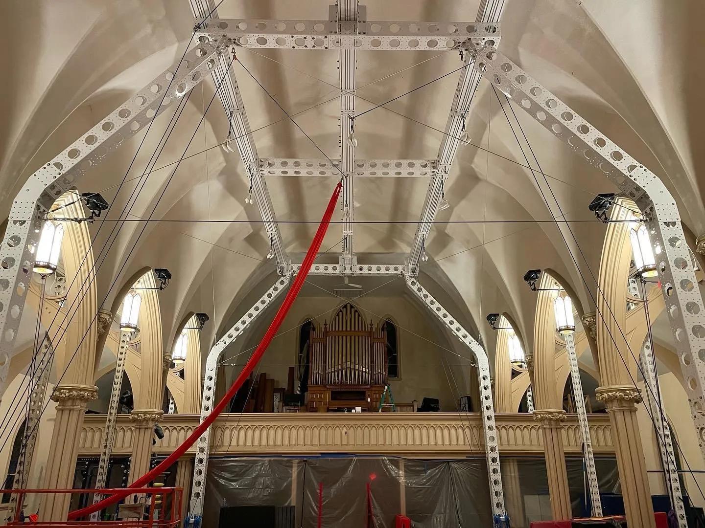 Modular truss rigging for aerial arts
